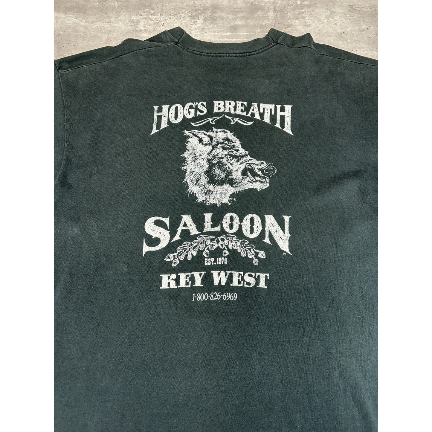 Vintage 90s Hogs Breath Saloon Graphic Spellout Destination T-Shirt Size XL