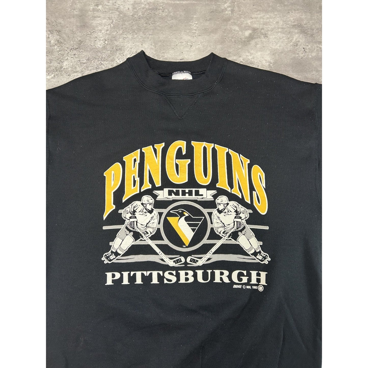 Vintage 1992 Pittsburgh Penguins NHL Embroidered Logo Hockey Sweatshirt Sz Large