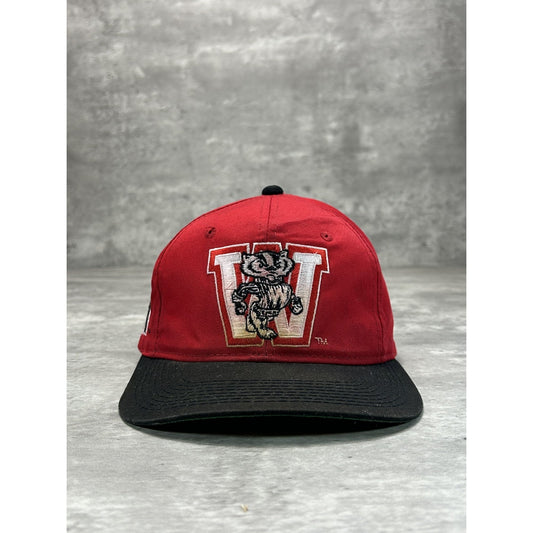 VTG 90s Wisconsin Badgers NCAA Sports Specialties Back Script Snapback Hat OSFA