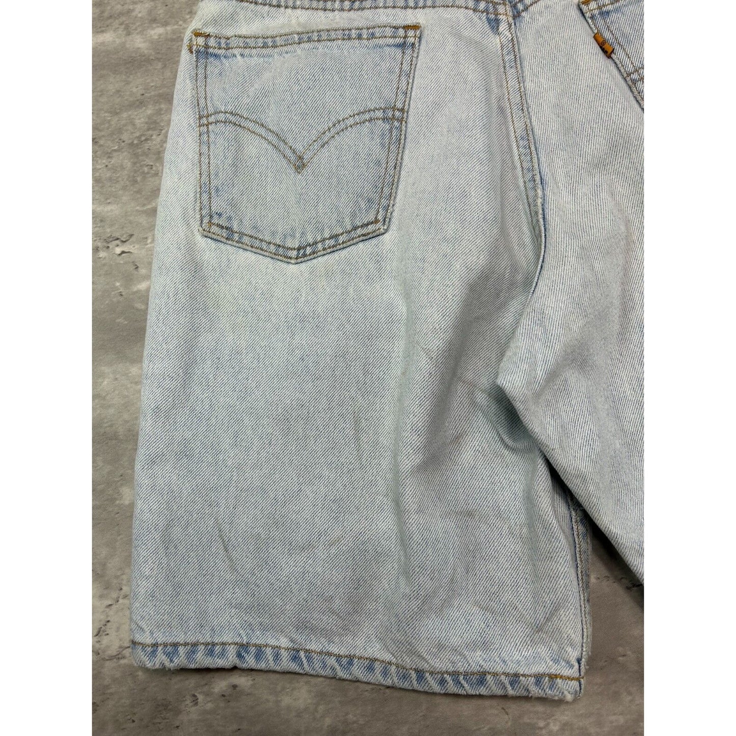 Vintage Levis 550 Orange Tab Relaxed Fit Light Wash Denim Shorts Size 31 Blue