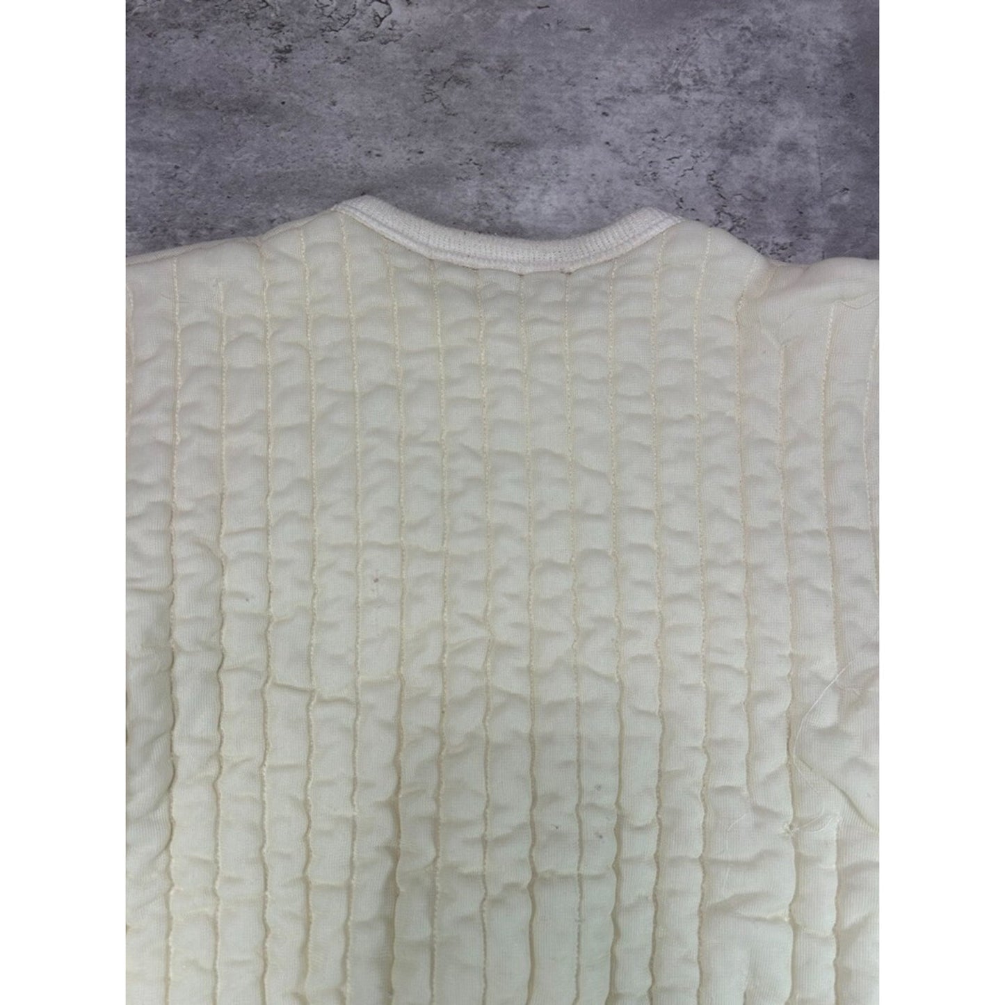 Vintage 1960s Quilted Thermals Lined Pullover Sweatshirt Size Small White