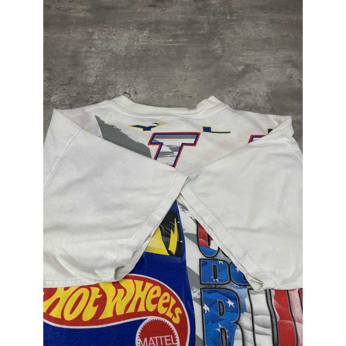 Vintage 1997 Kyle Petty #44 Nascar Spell Out Hot Wheels T-Shirt Size XL White