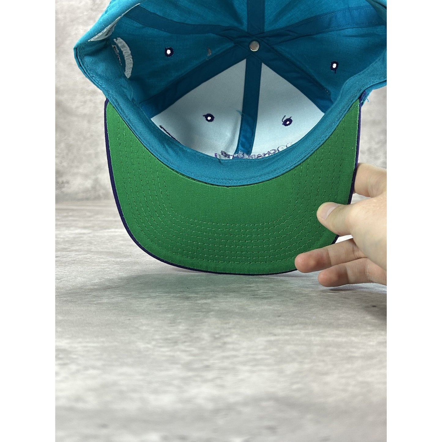 VTG 90s Charlotte Hornets NBA Embroidered Spellout Basketball Snapback Hat OSFA