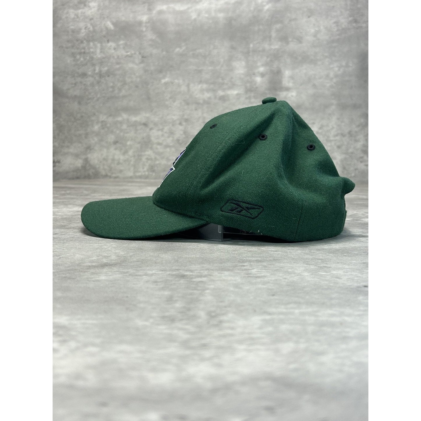Vintage Milwaukee Bucks NBA Embroidered Logo Basketball Strapback Hat OSFA