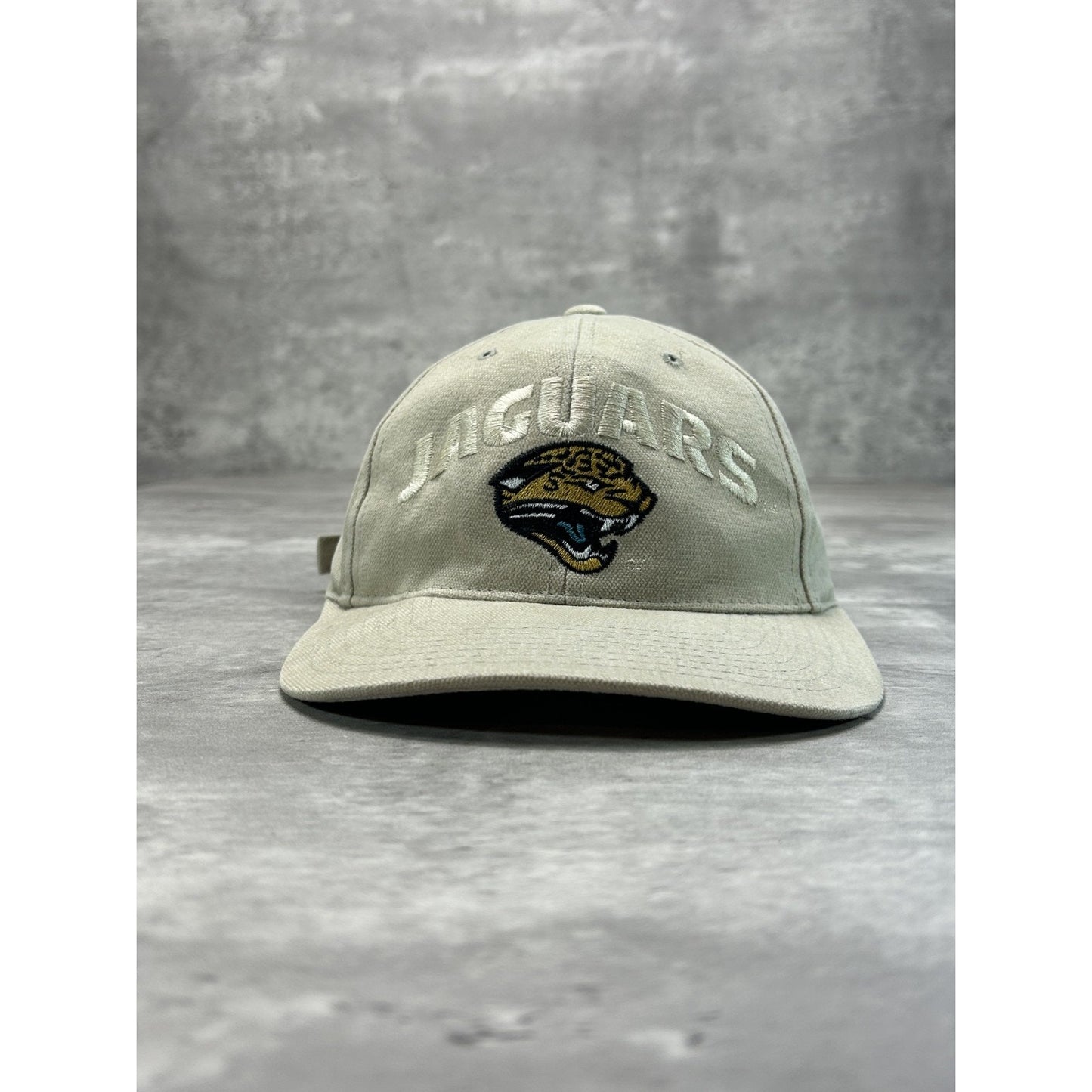 Vintage Jacksonville Jaguars NFL Embroidered Logo Football Strapback Hat OSFA