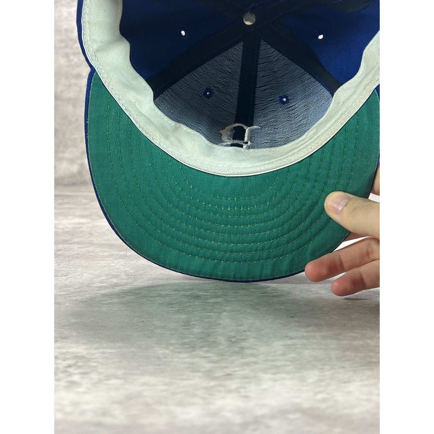 Vintage 90s Brooklyn Dodgers MLB Embroidered Logo Fitted Hat Size 6 7/8