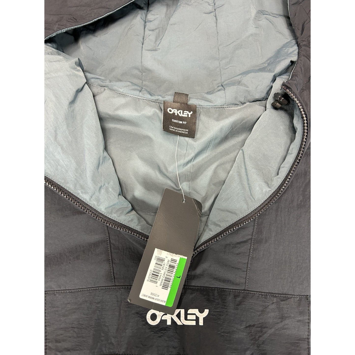 Oakley Insulated 1/4 Zip Hood Spellout Two Tone Pullover Nylon Jacket Size Large
