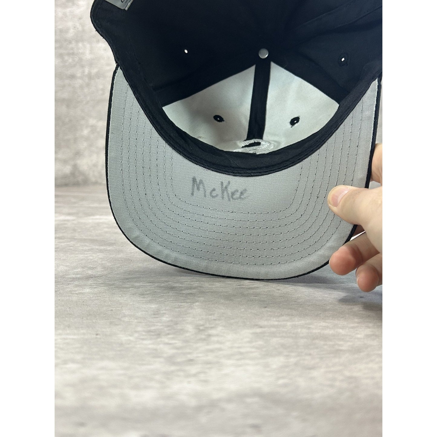Vintage 90s Chicago White Sox MLB Embroidered Logo Baseball Snapback Hat OSFA