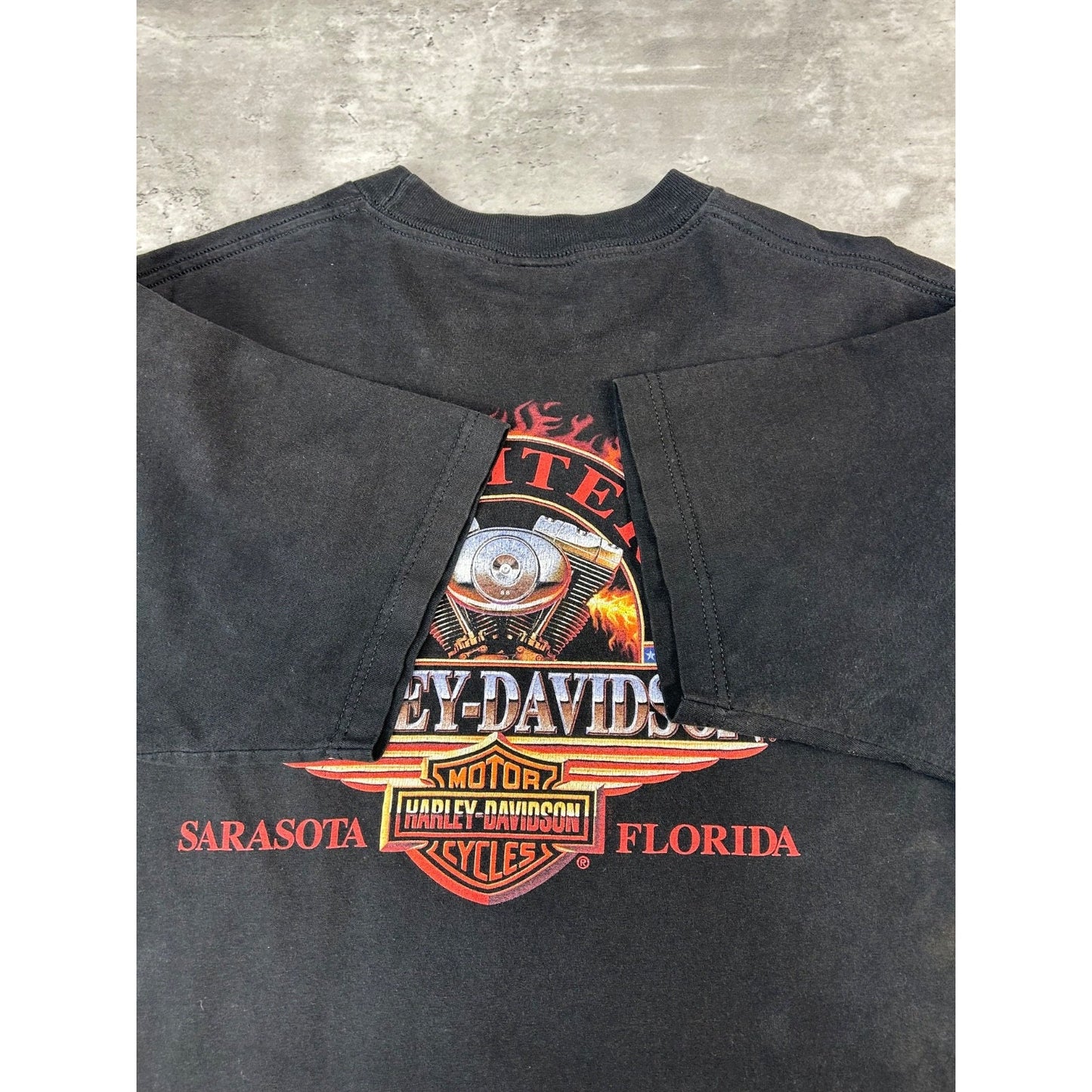 Vintage Harley Davidson American Made Freedom Machine Graphic T-Shirt Size Large