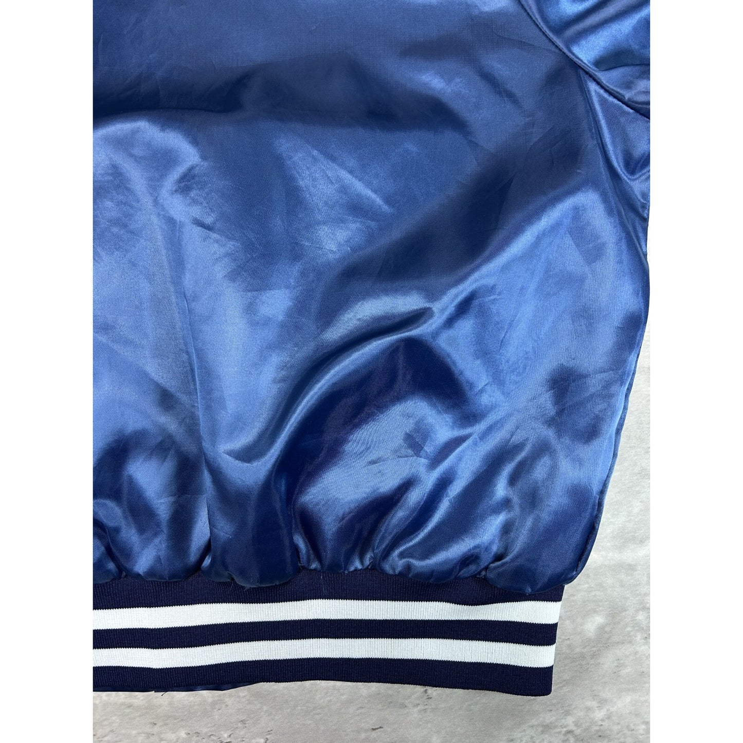 Vintage 80s Buick Embroidered Patch Satin Bomber Jacket Size Large Blue