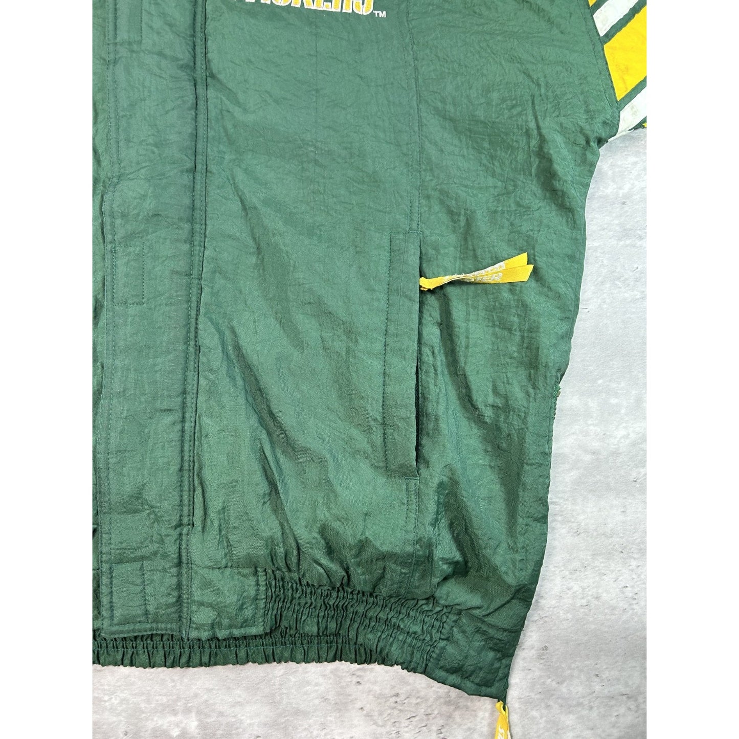Vintage 90s Green Bay Packers NFL Embroidered Insulated Jacket Size Medium