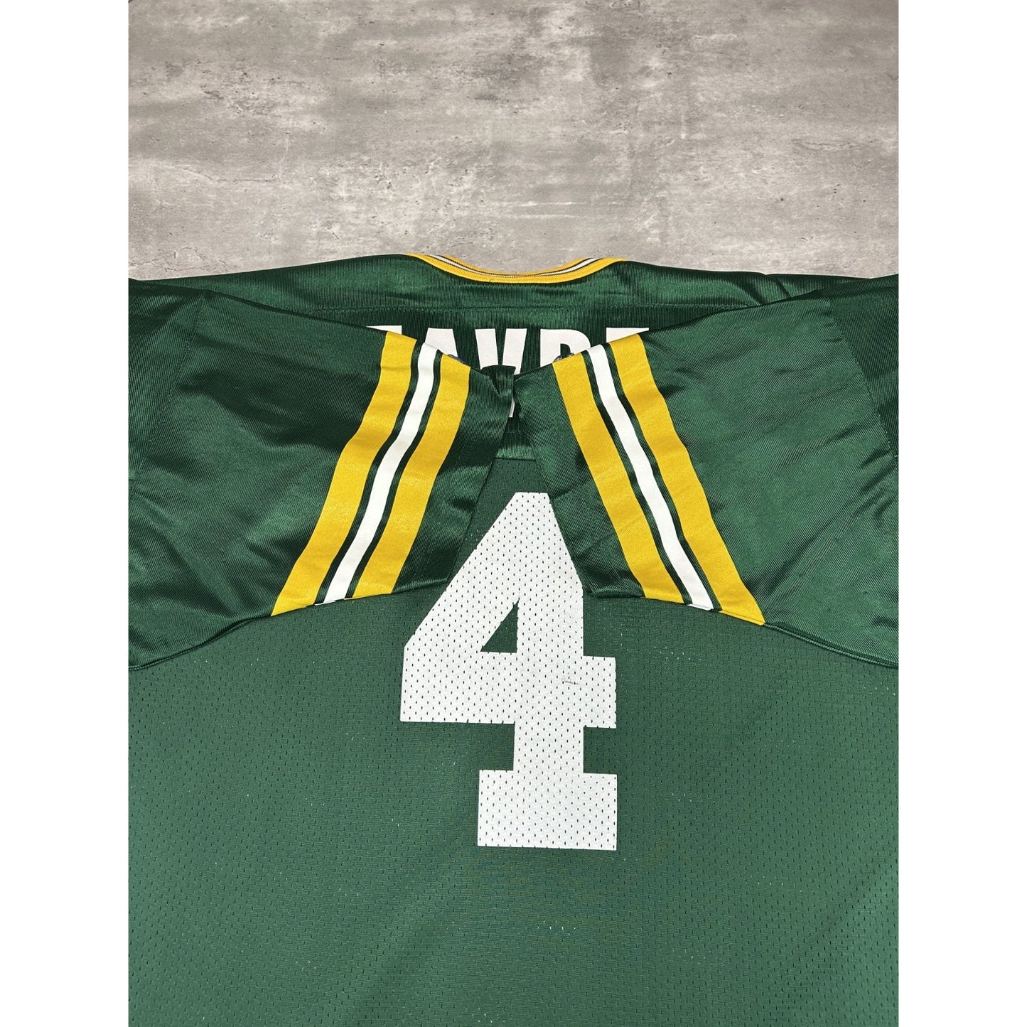 Vintage 90s Brett Favre #4 Green Bay Packers NFL Champion Jersey Size 2XL