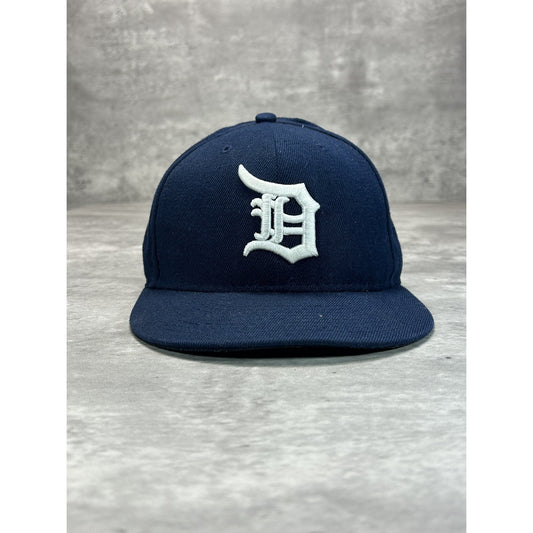Detroit Tigers MLB Embroidered Logo Baseball Fitted Hat 7 3/8 Blue
