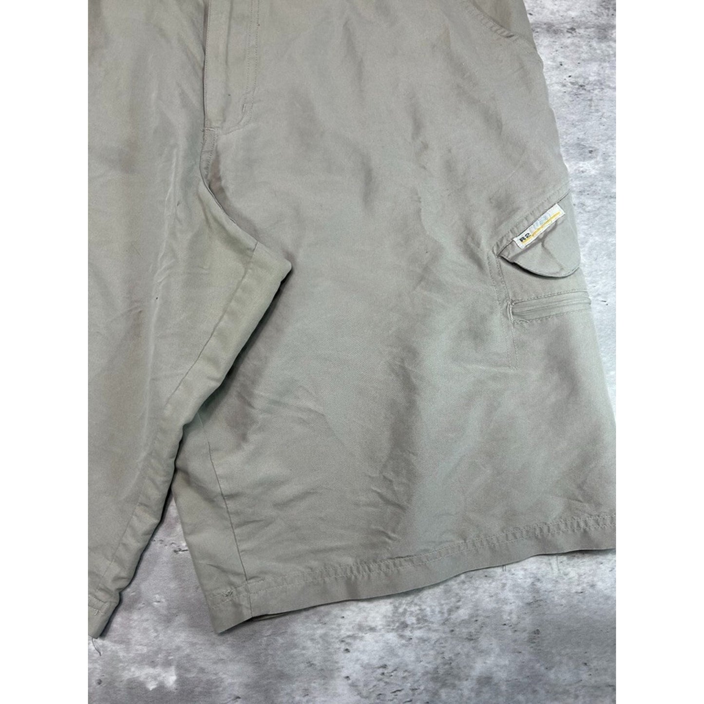 Vintage R2 Tactical Multi Pocket Nylon Cargo Shorts Size 34 Beige