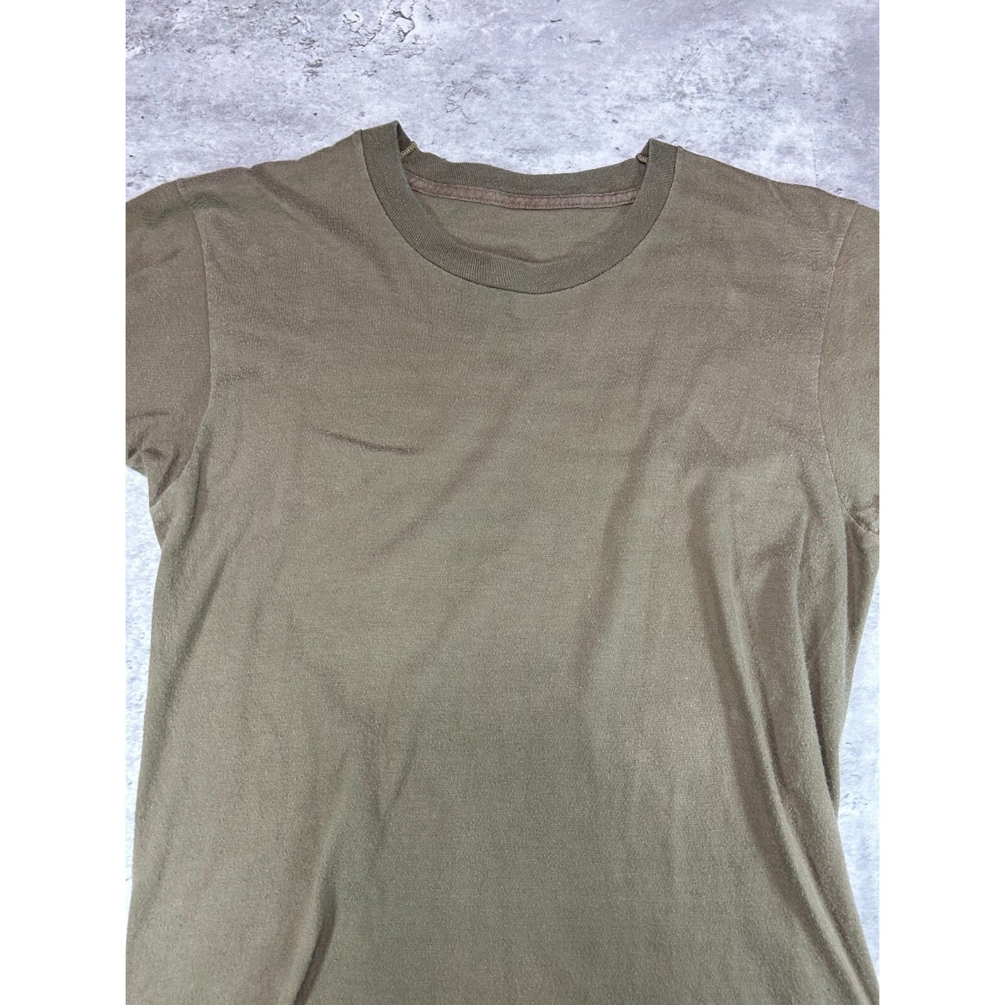 Vintage 1980s Single Stitch Earth Tone Blank T-Shirt Size Small Beige