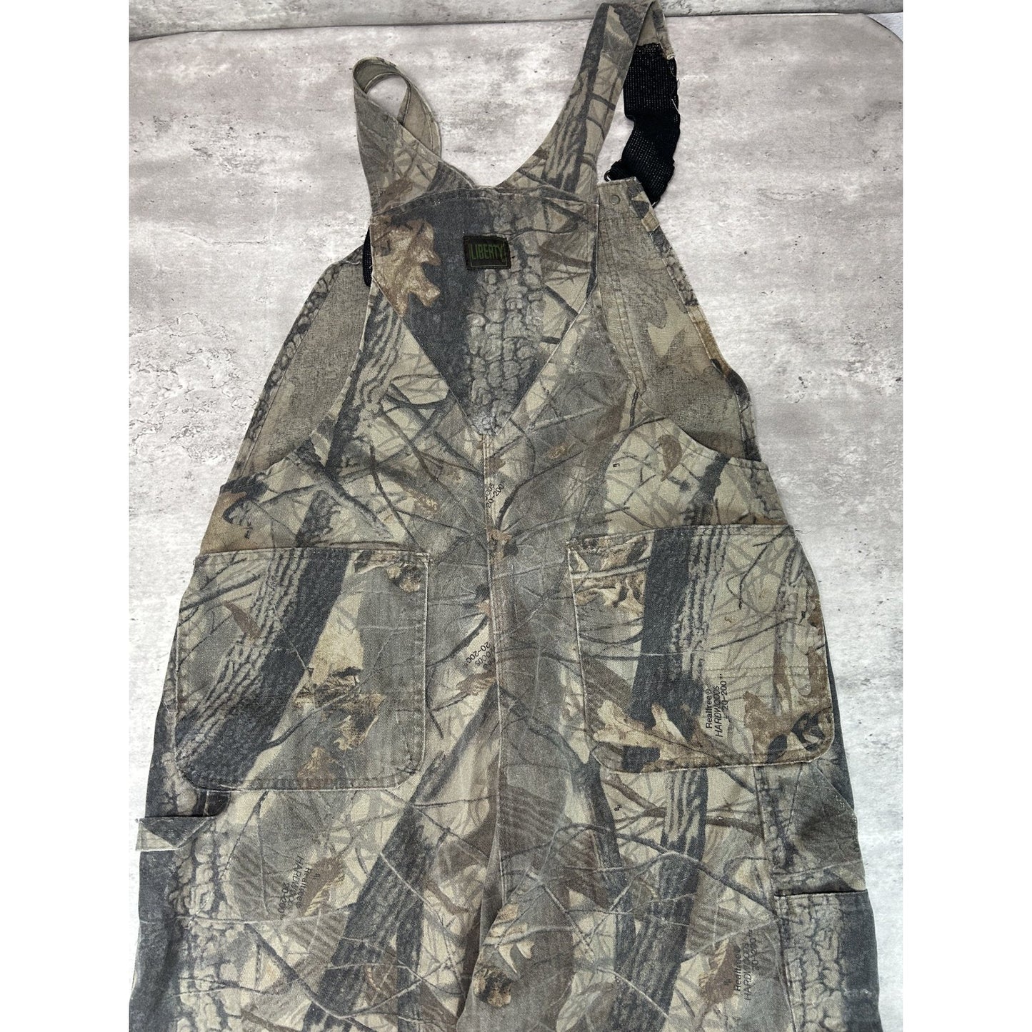 Vintage 80s/90s Liberty Tree Camo Hunting Overalls Size 42