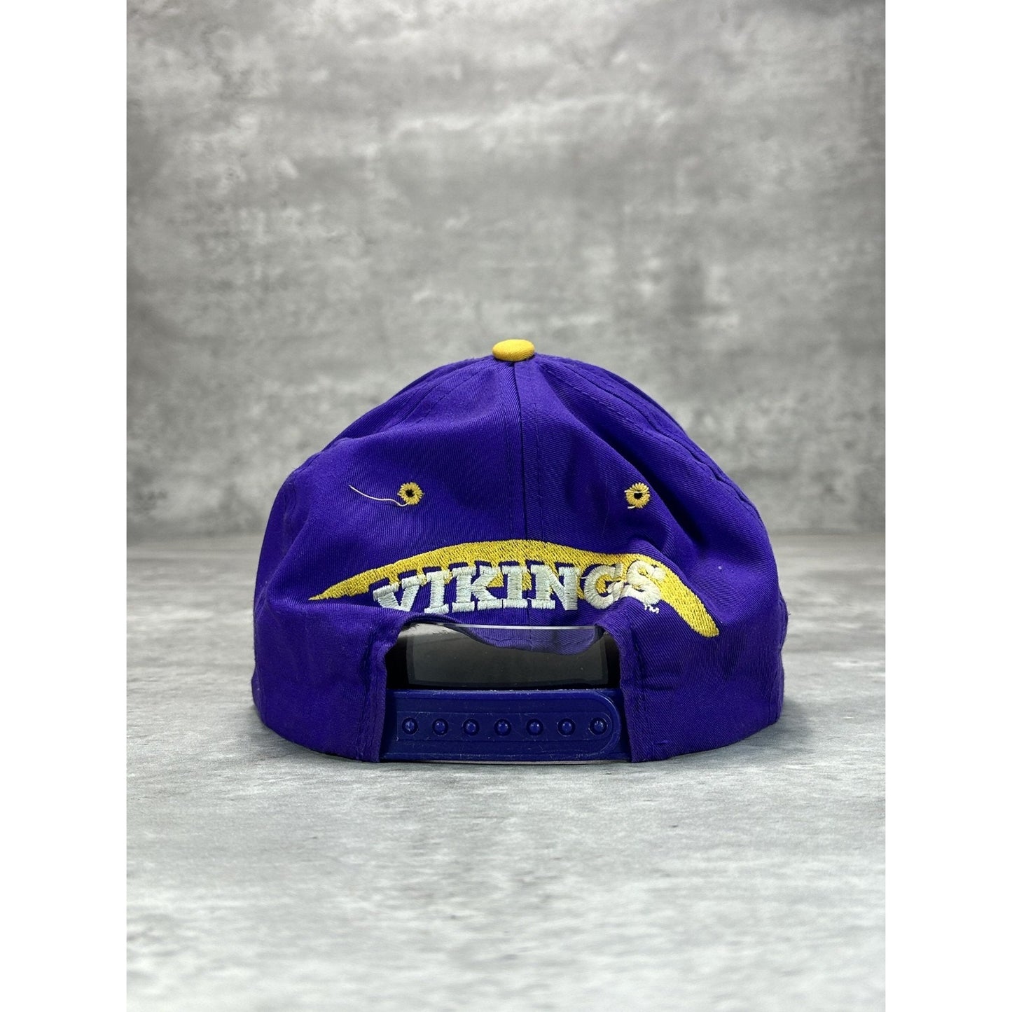 Vintage 90s Minnesota Vikings NFL Embroidered Logo Football Snapback Hat OSFA