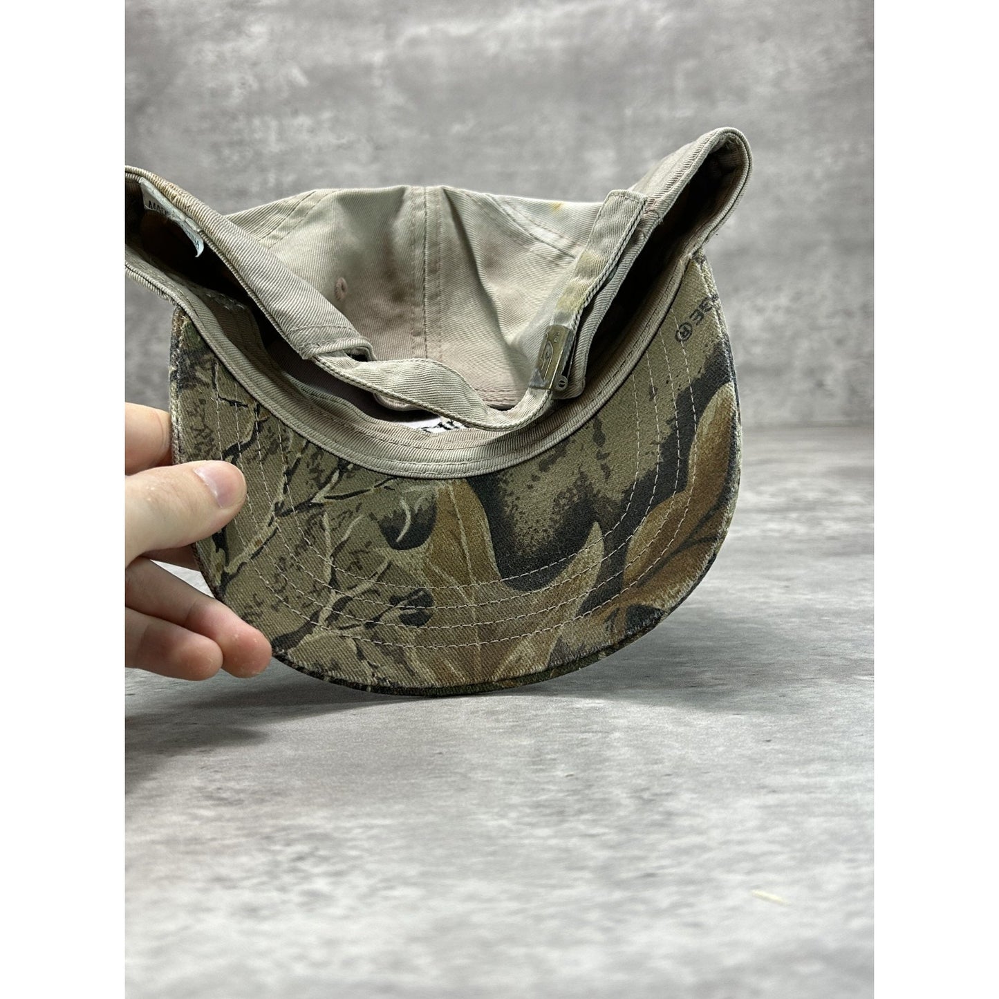 Vintage Snap-On Embroidered Logo Camo Brim Strapback Hat OSFA