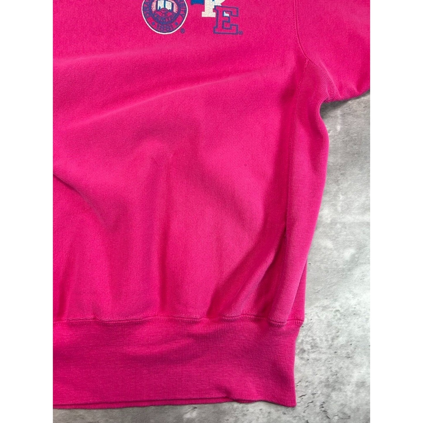 Vintage 90s Drake University NCAA Champion Reverse Weave Sweatshirt Size XL