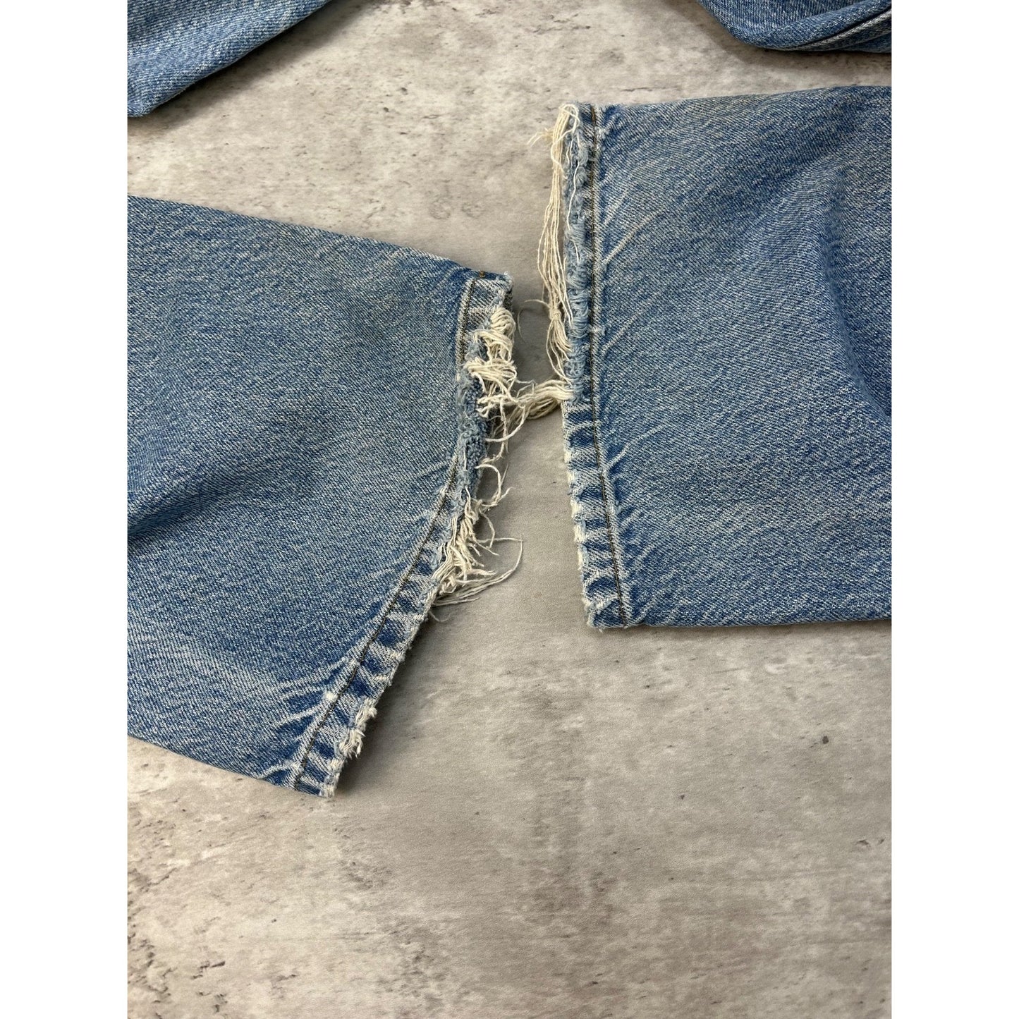 Vintage Carhartt Light Wash Denim Double Knee Carpenter Pants Size 35