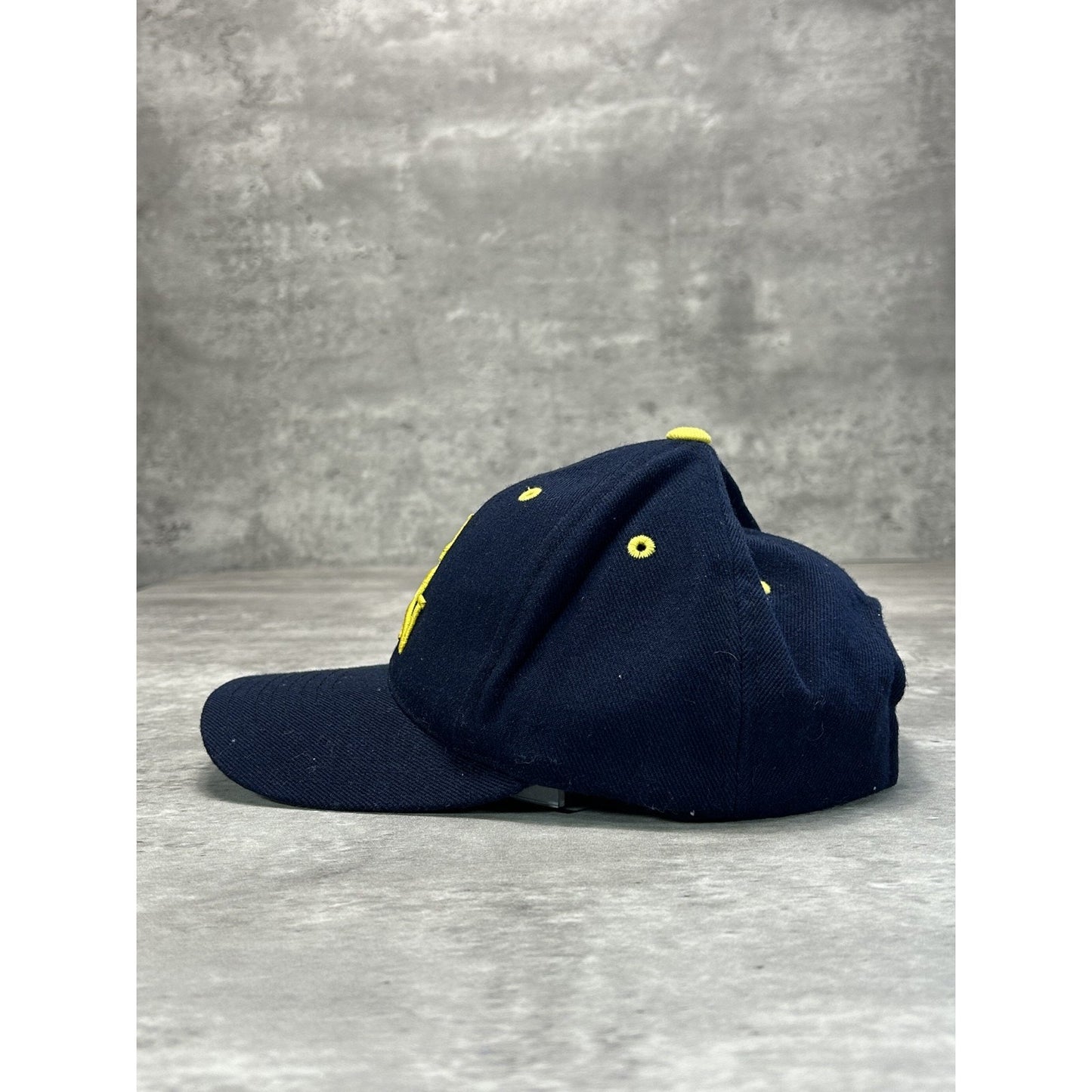 Vintage 90s United States Navy Embroidered Spellout Snapback Hat OSFA
