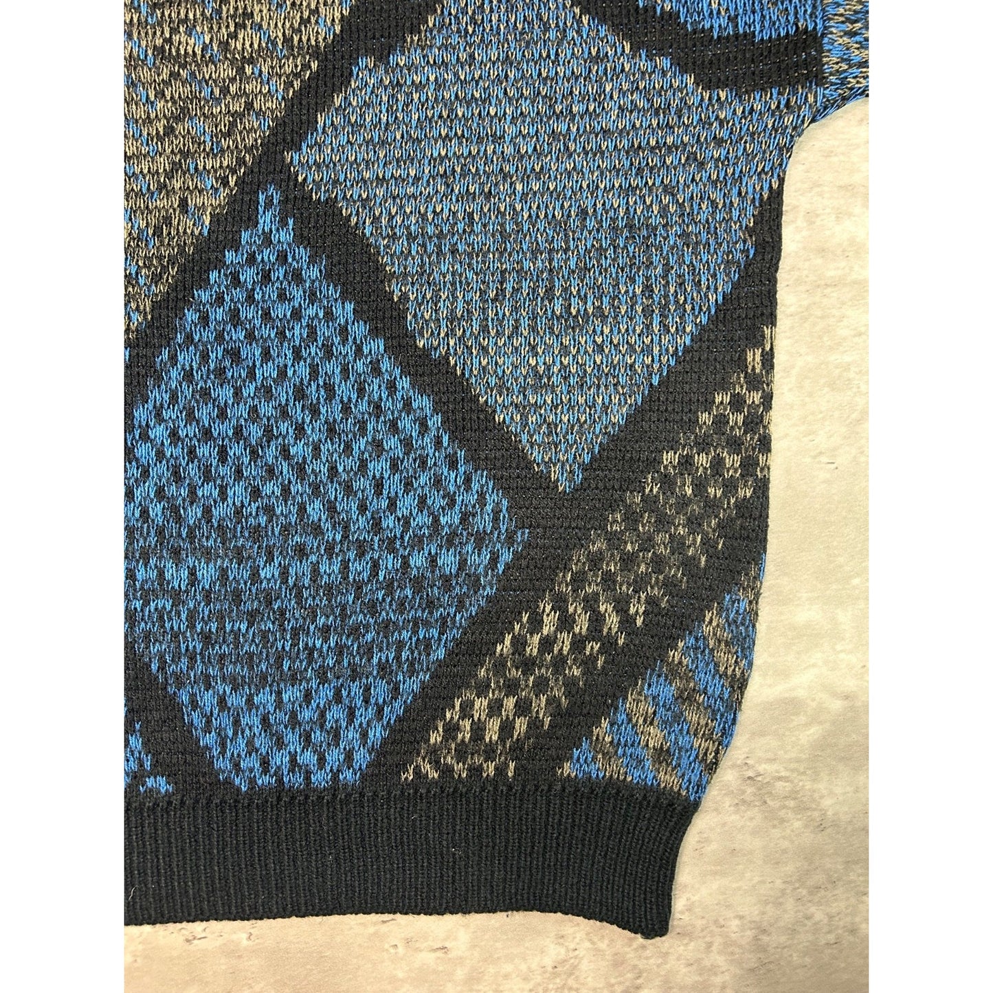 Vintage 80s/90s Abstract Print Pullover Ribbed Knit Sweater Size XL