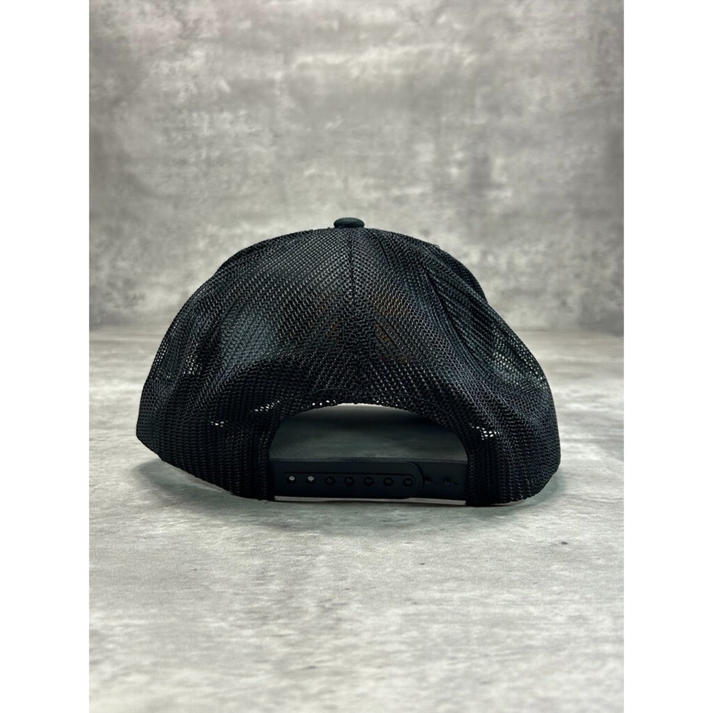 Vintage Bissen Tavern Bald Eagle Embroidered Trucker Snapback Hat OSFA Black