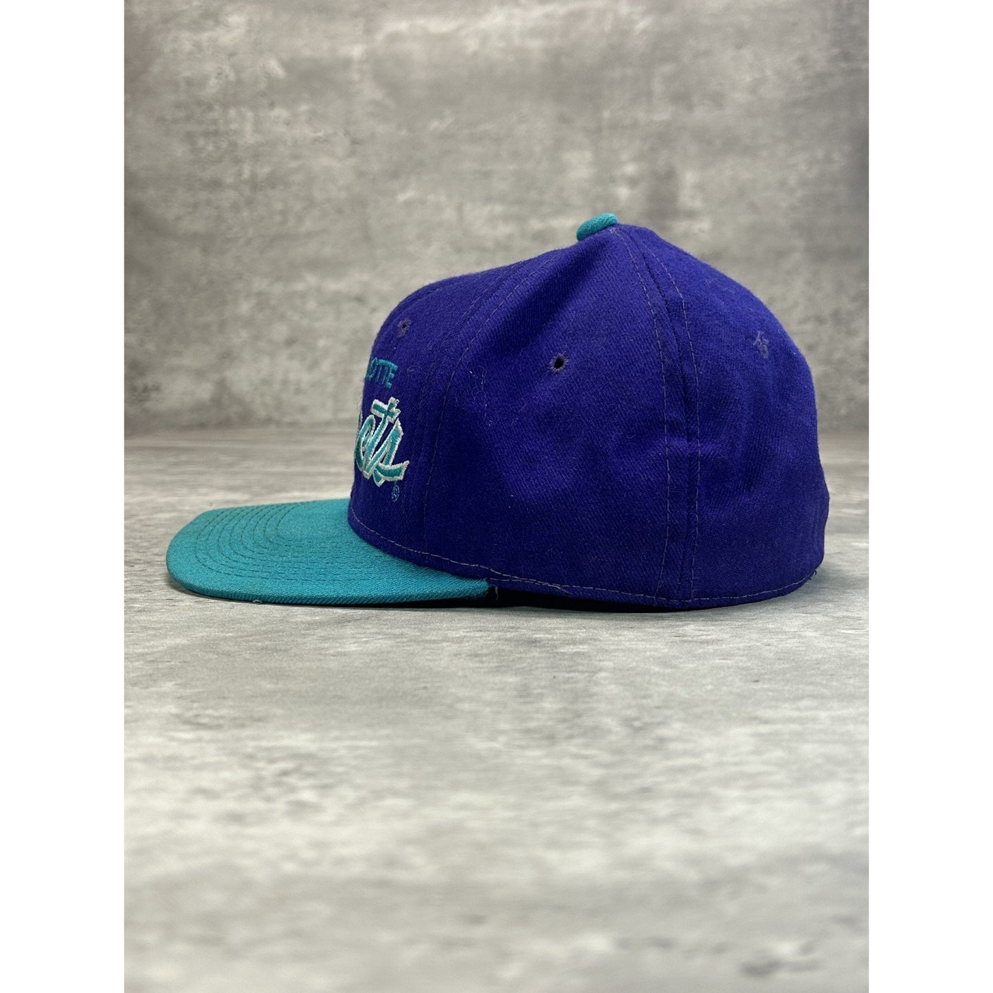 Vintage 90s Charlotte Hornets NBA Sports Specialties Script Fitted Hat 6 3/4