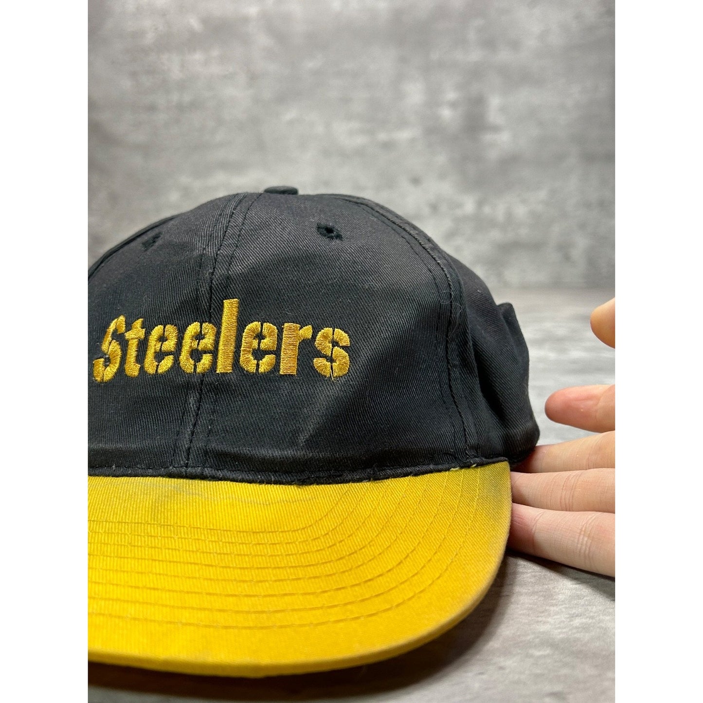 Vintage 90s Pittsburgh Steelers NFL Embroidered Spellout Snapback Hat OSFA