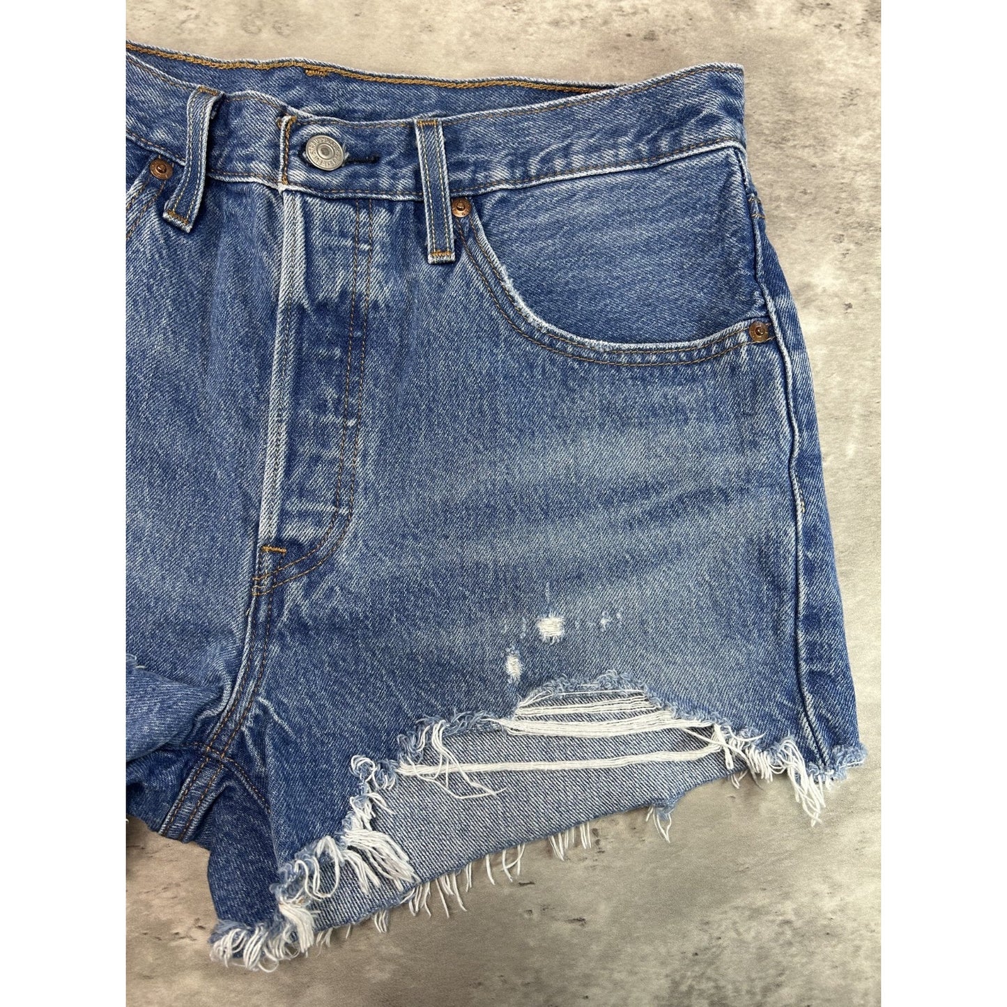 Levis 501 Red Tab Dark Wash Denim Short Shorts Size 32 Blue