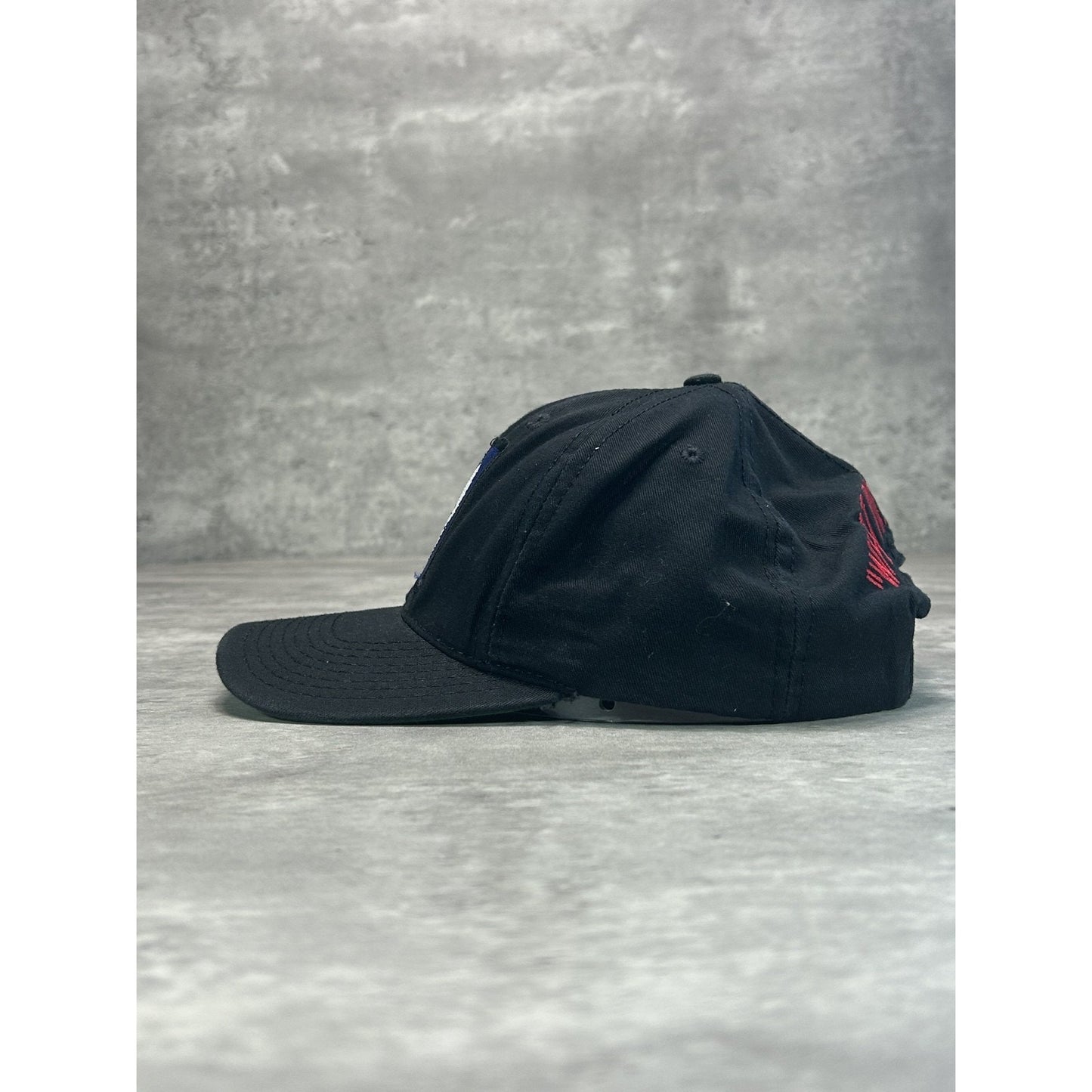 Vintage 90s Disney Mickey Mouse Embroidered Character Snapback Hat OSFA