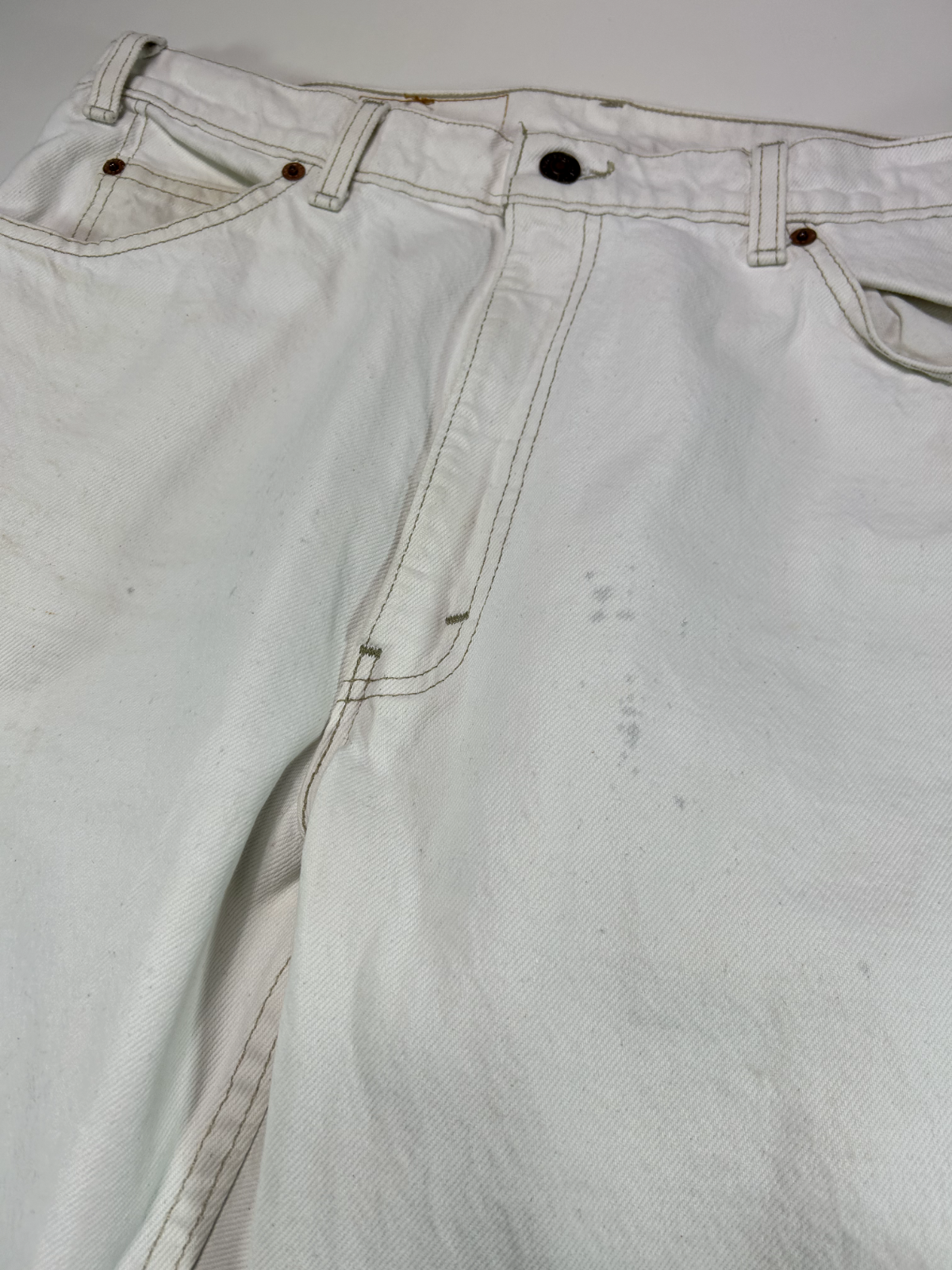 Vintage 80s Levis 550 Orange Tab Relaxed Fit White Denim Pants Size 36W