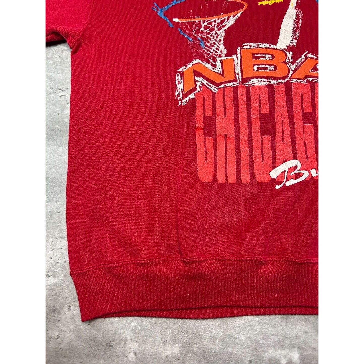 Vintage 90s Chicago Bulls NBA Big Graphic Basketball Sweatshirt Size Medium Red