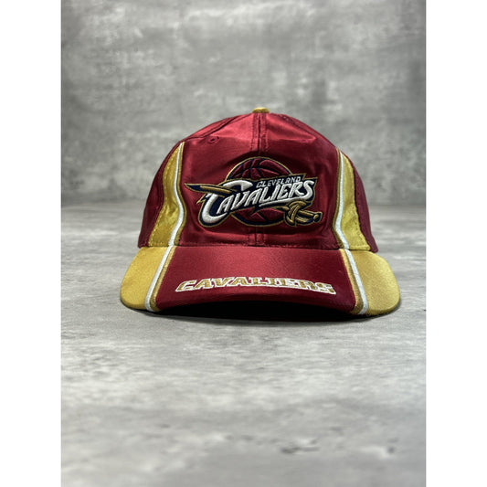Vintage Cleveland Cavaliers NBA Embroidered Logo Basketball Strapback Hat OSFA