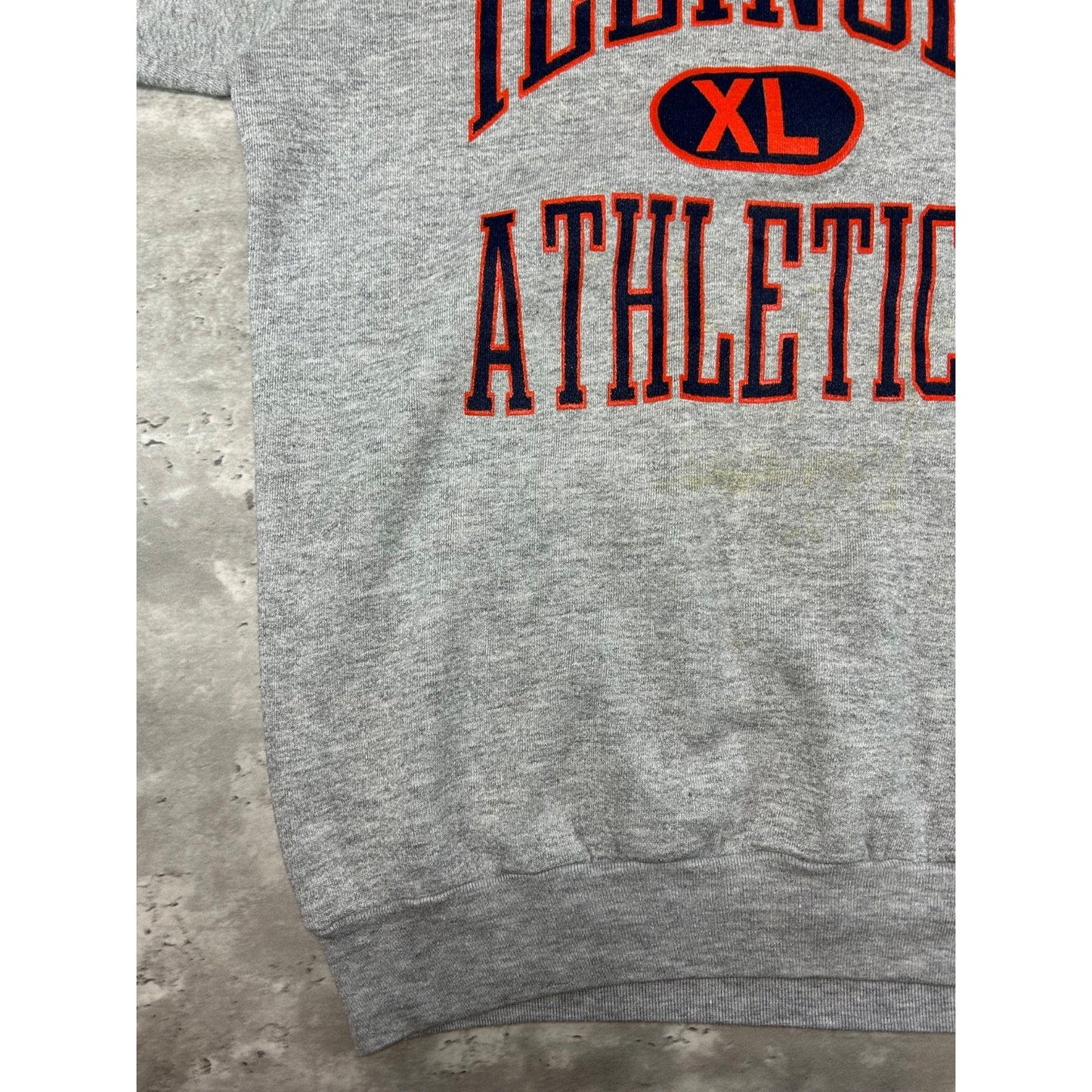 Vintage 90s Illinois Illini NCAA Collegiate Graphic Spellout Sweatshirt Size XL