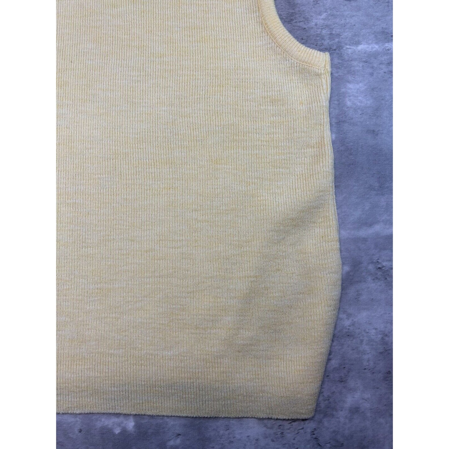 Vintage 1960s Drummond Pull Over Ribbed Knit Sweater Vest Size XL Yellow