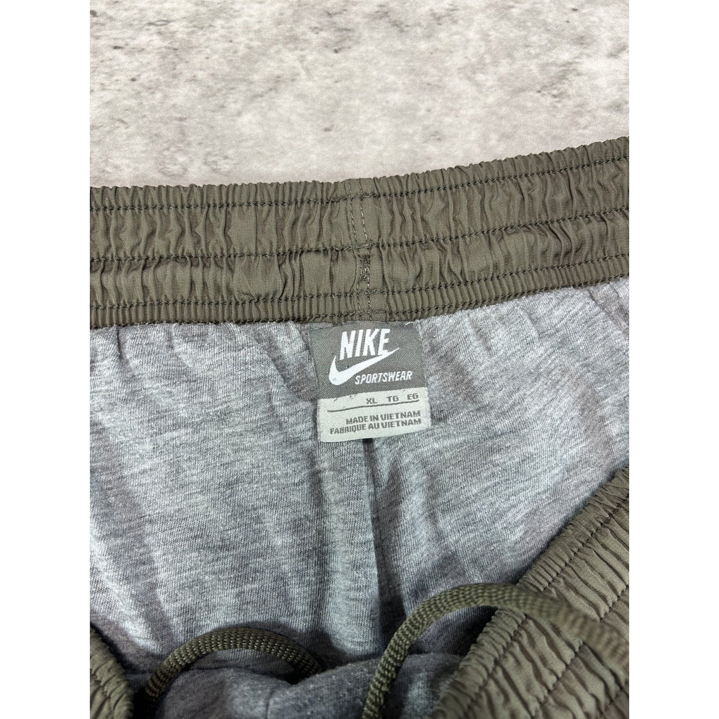 Vintage Y2K Nike Spellout Logo Two Tone Nylon Track Pants Size XL Brown/Red
