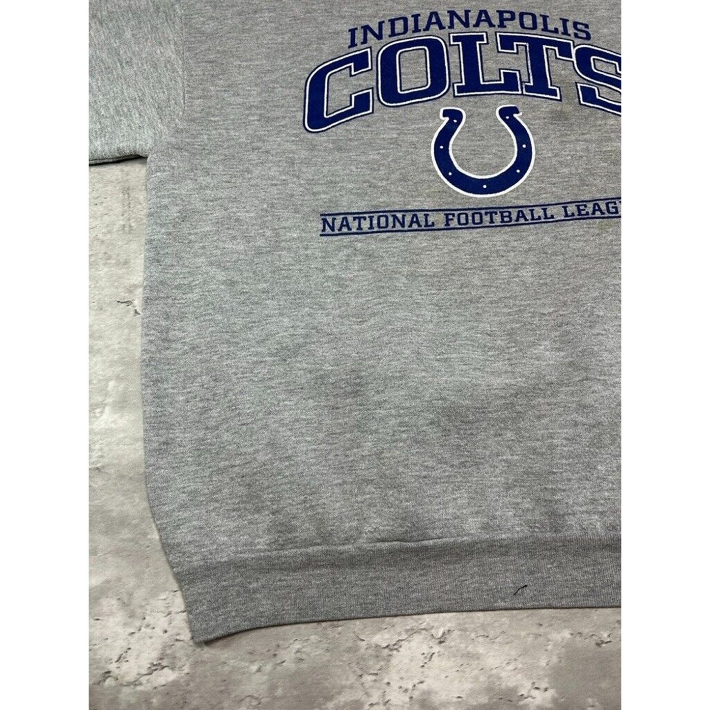 Indianapolis Colts NFL Graphic Spell Out Crewneck Sweatshirt Size Large Gray