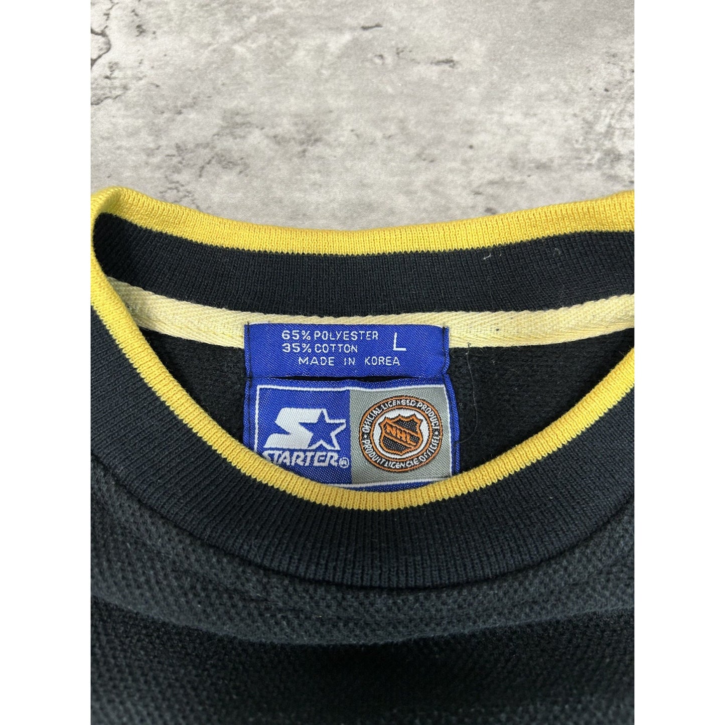 Vintage 90s Pittsburgh Penguins NHL Starter Tailsweep Spellout Sweatshirt Large