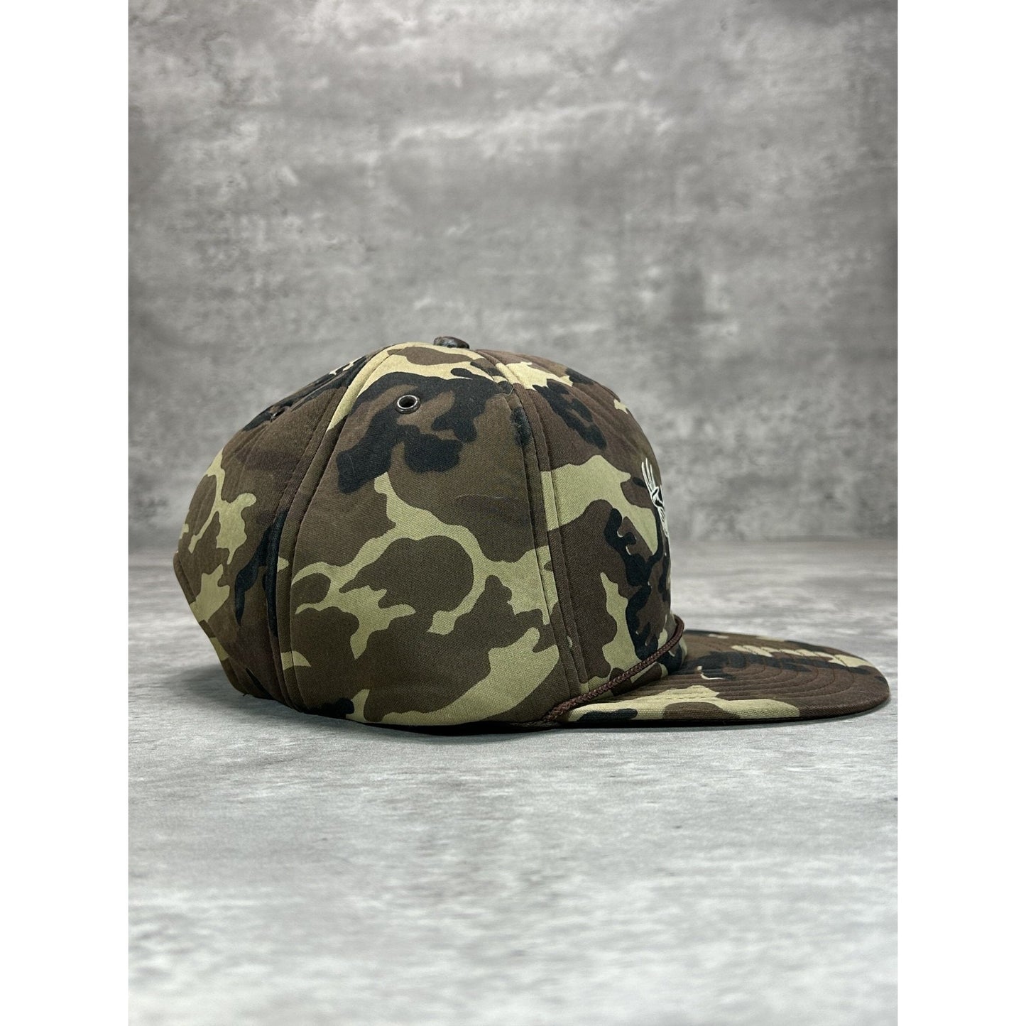 Vintage 1980s/90s Deer Graphic Hunting Camo Snapback Hat OSFA