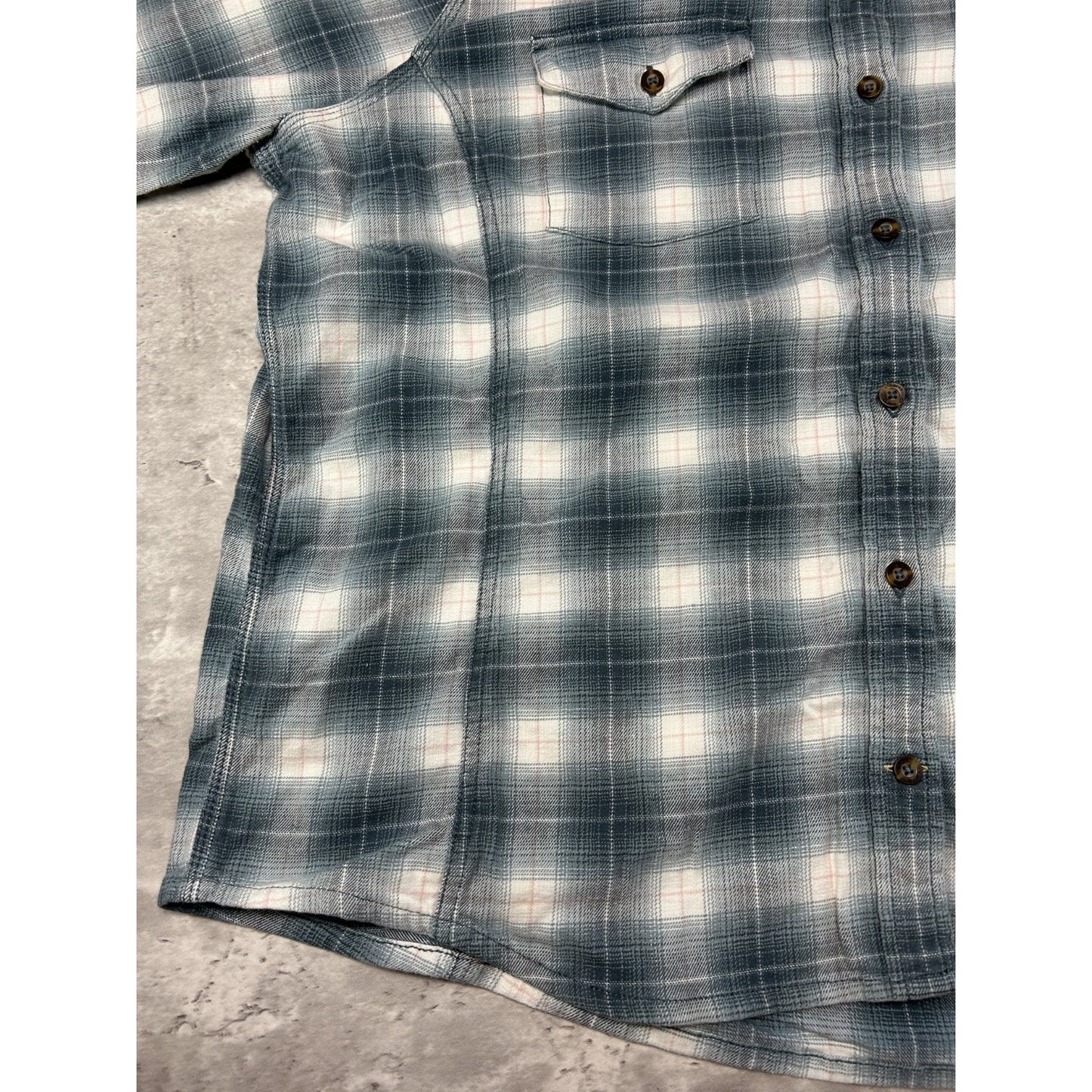 Vintage Womens Carhartt Workwear Plaid Long Sleeve Workwear Button Up Shirt 2XL