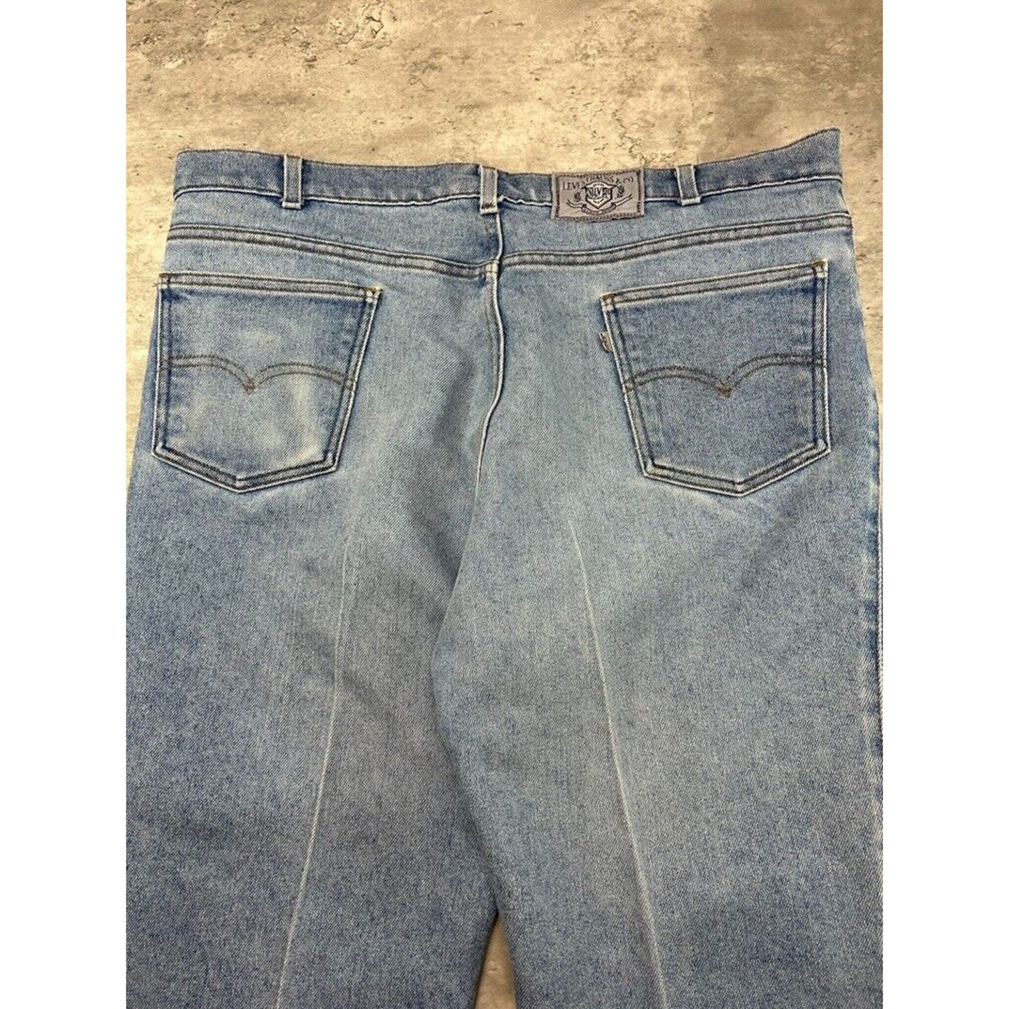 Vintage Levis Silver Medal Light Wash Baggy Fit Denim Pants Size 42 Blue