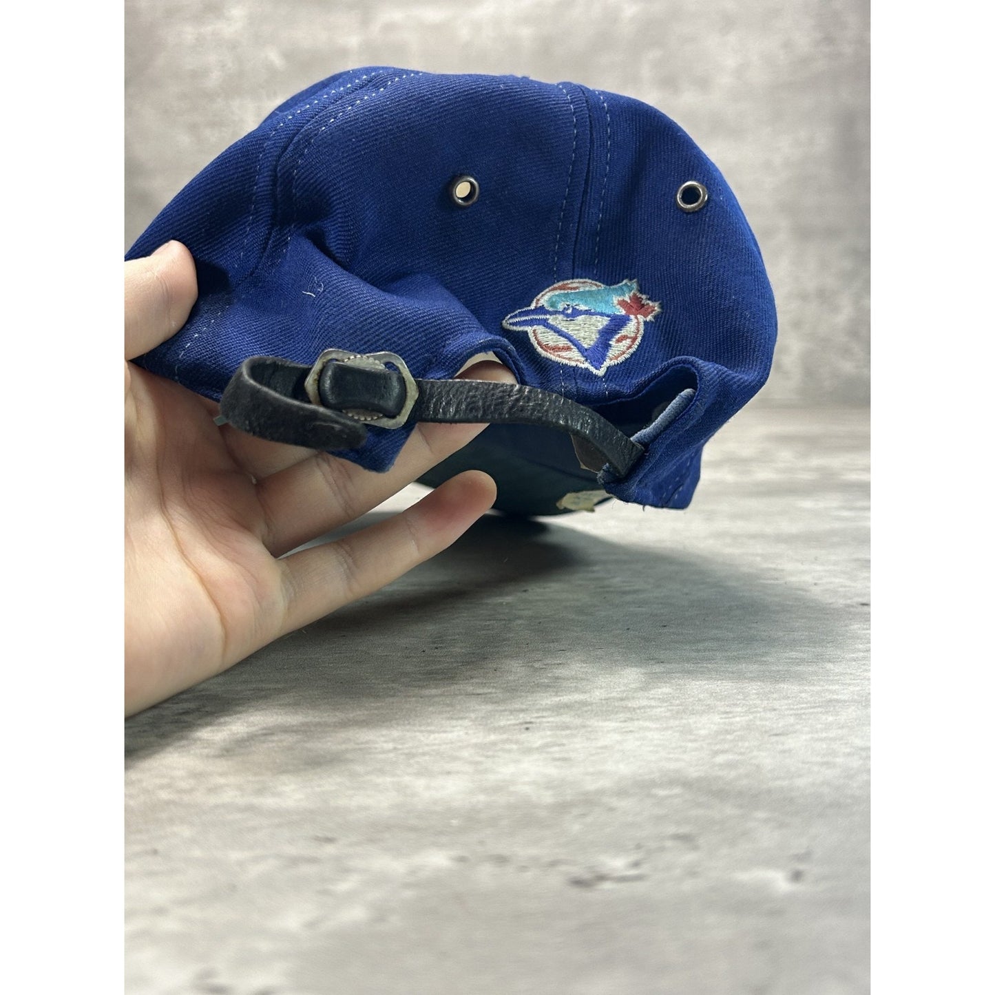 Vintage 90s Toronto Blue Jays MLB Embroidered Logo Baseball Strapback Hat OSFA