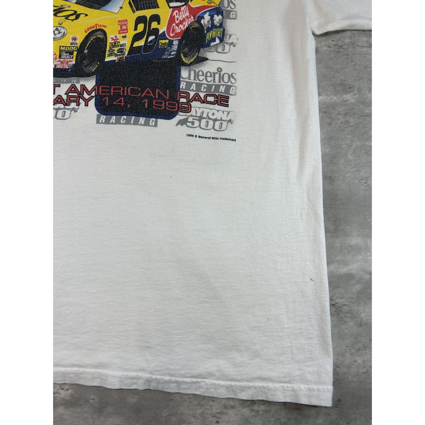 Vintage 1999 Daytona 500 Nascar Great American Race Cheerios T-Shirt Size Large