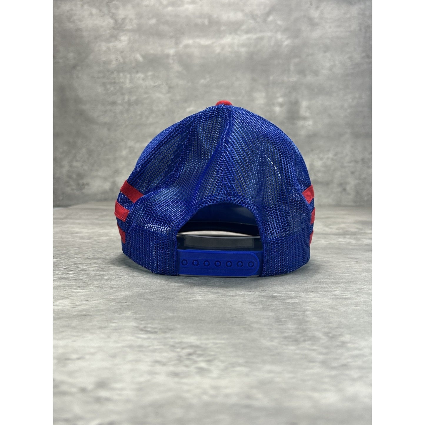 Vintage 80s Drug Stores Big V Embroidered Three Stripe Trucker Snapback Hat OSFA