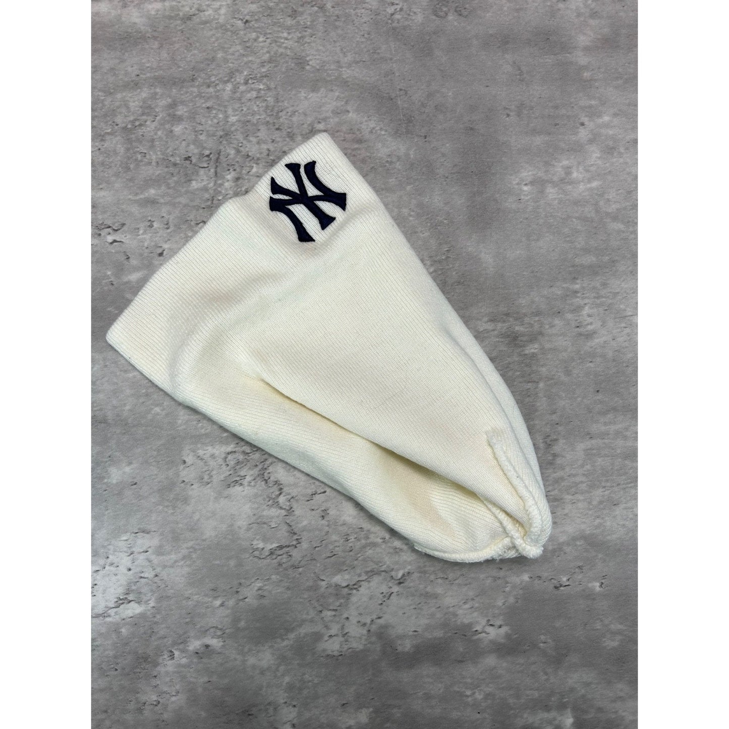Vintage 90s New York Yankees MLB Embroidered Logo Beanie Hat OSFA White