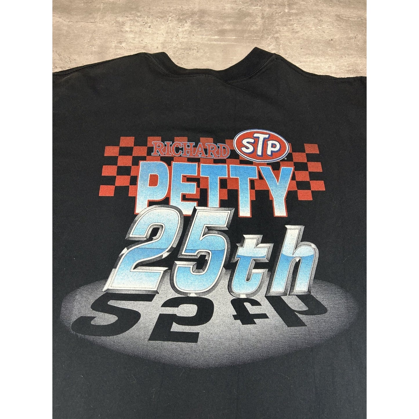 Vintage Richard Petty STP Racing Nascar Graphic T-Shirt Size 2XL Black