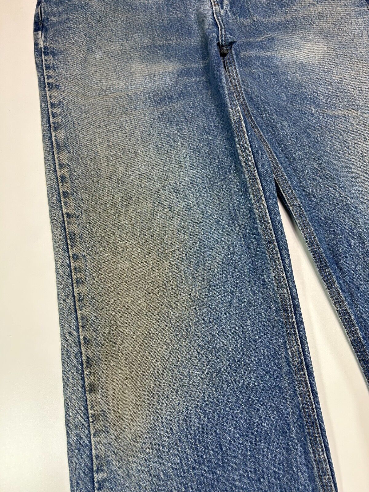 Vintage Carhartt Relaxed Fit Medium Wash Denim Workwear Pants Size 32W