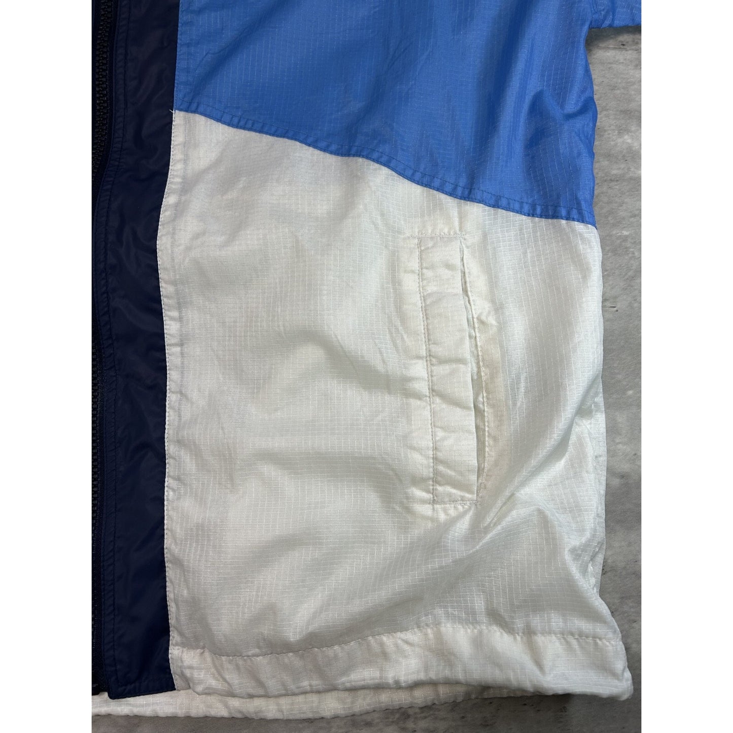 Vintage 90s UNC Tarheels NCAA Embroidered Starter Nylon Windbreaker Jacket Sz XL
