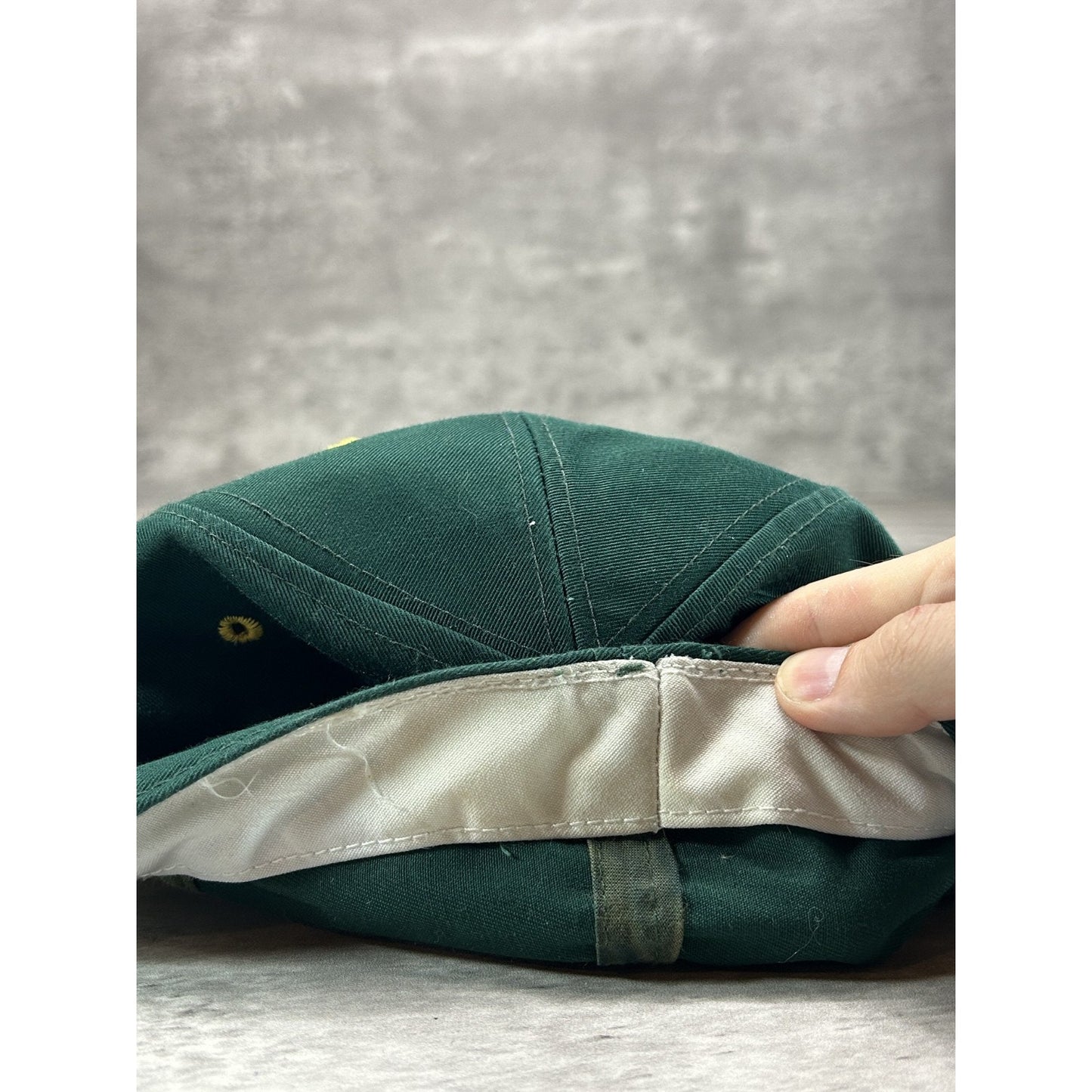 Vintage 90s Green Bay Packers NFL Embroidered Logo Football Fitted Hat 7